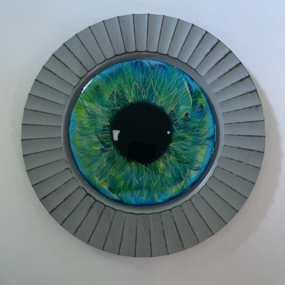 NWT Unique hand crafted acrylic/resin eye hanging blue/green framed